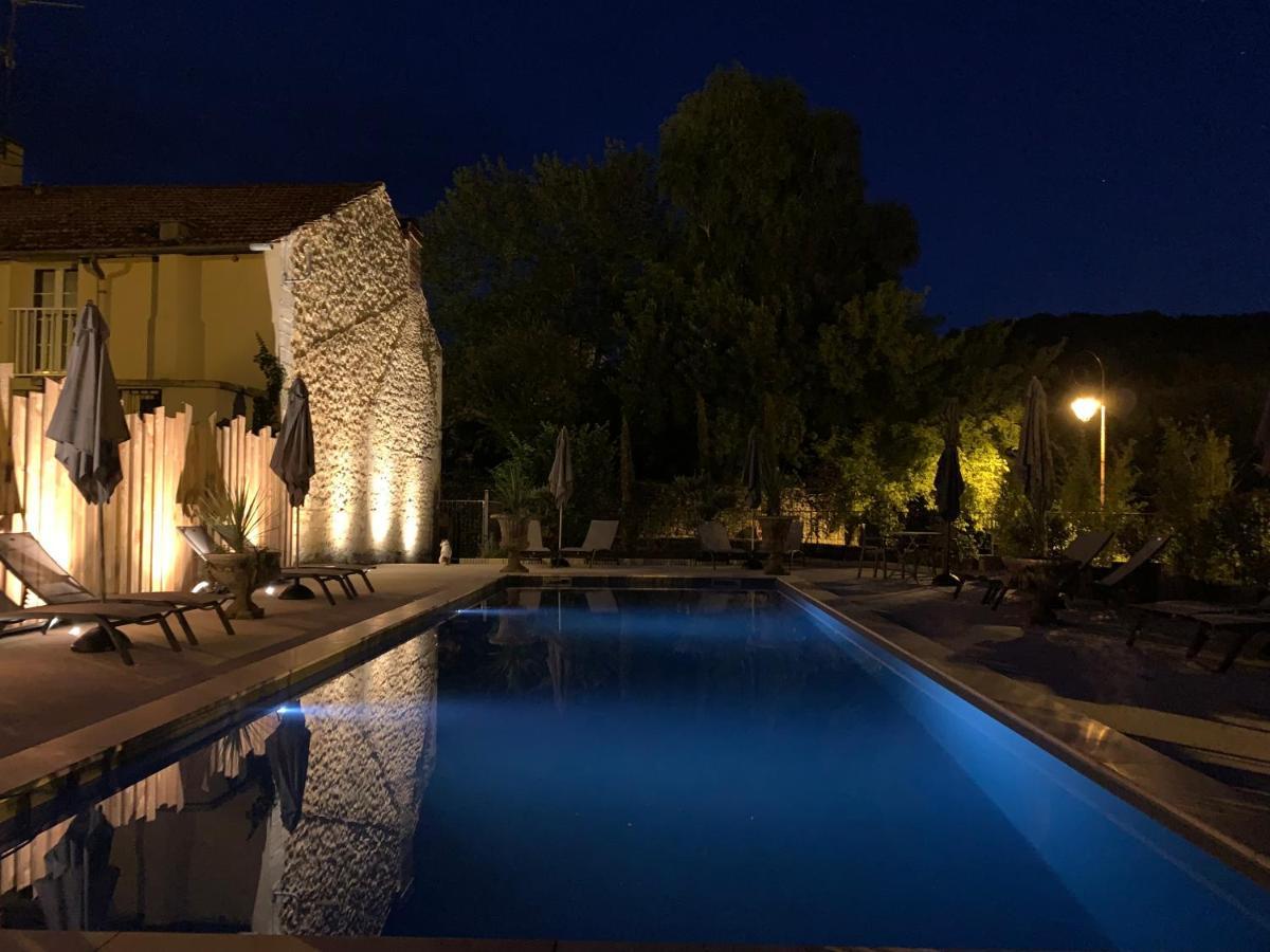 Les Appartements D Artiste De La Villa Du 15 - Restaurant La Maison - Piscine Chauffee Les Eyzies Exterior foto